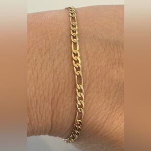 Classic Gold Stainless Steel Figaro Bracelet unisex